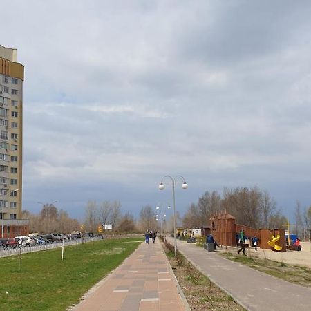 Apartament Near Dnieper 체르카시 외부 사진